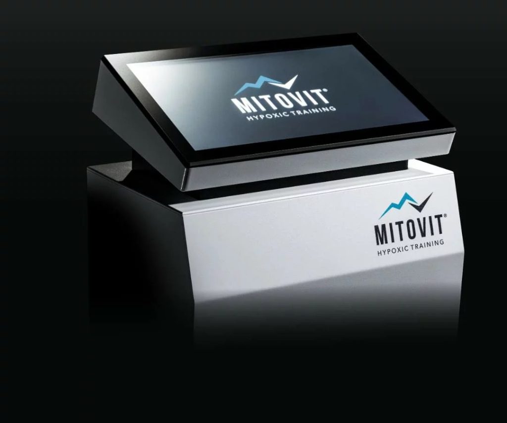 Mitovit-Höhentraining in der Sportpraxis Austria in Perchtoldsdorf – innovatives Intervall-Hypoxie-Training zur Leistungssteigerung, Zellaktivierung und Regeneration unter ärztlicher Aufsicht von Prof. Dr. Knoblauch, Experte für Sportmedizin und präventive Therapie.