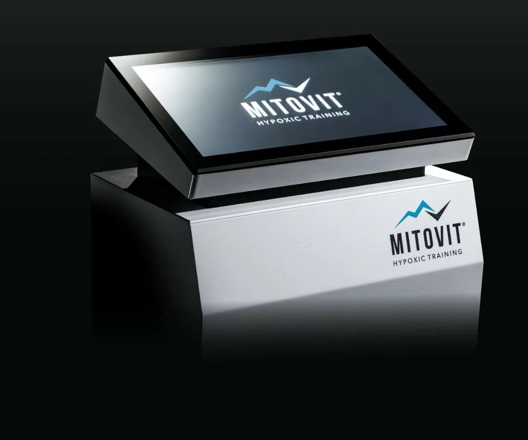 Mitovit-Höhentraining in der Sportpraxis Austria in Perchtoldsdorf – innovatives Intervall-Hypoxie-Training zur Leistungssteigerung, Zellaktivierung und Regeneration unter ärztlicher Aufsicht von Prof. Dr. Knoblauch, Experte für Sportmedizin und präventive Therapie.